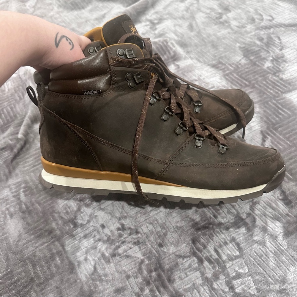 The North Face Back to Berkley Men's Brown Hiking Boots - Picture 7 of 8